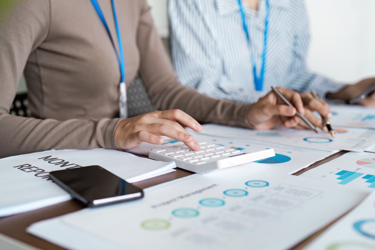 Best Practices for Small Business Payroll Management in 2025 | MakePaySlip  - MakePaySlip