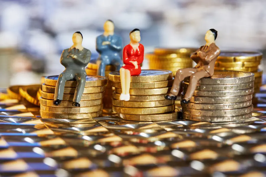 Understanding Total Compensation: Helping Employees See Beyond the Base Salary