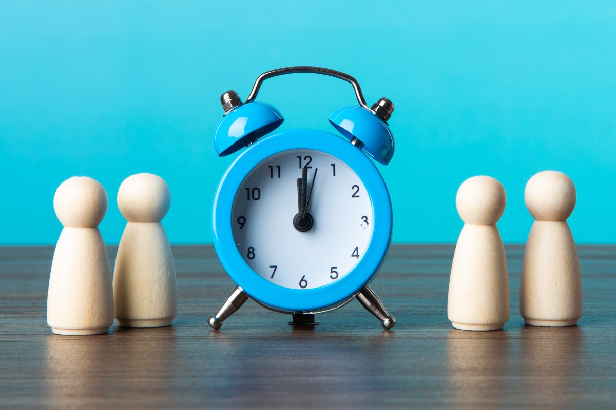 The Hidden Psychology of Payroll Timing: How Payment Schedules Impact Employee Performance and Wellbeing