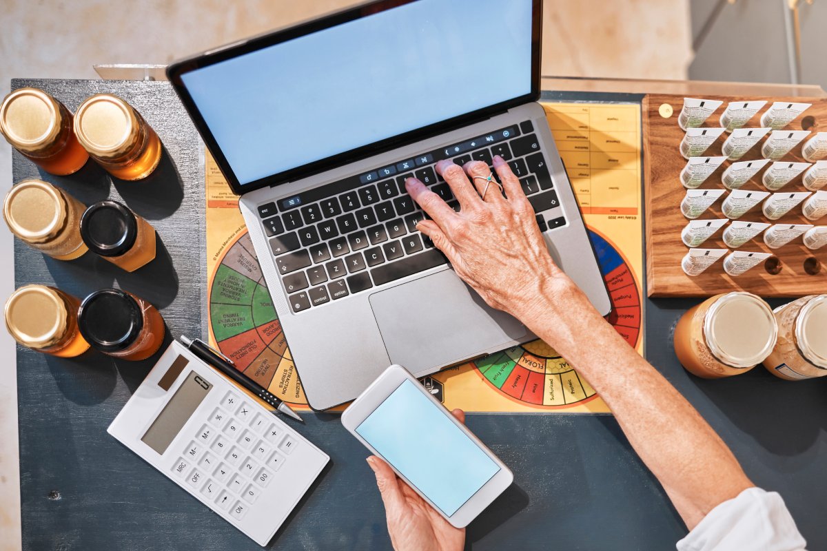 The Green Revolution in Payroll: How Digital Systems Reduce Environmental Impact While Boosting Efficiency