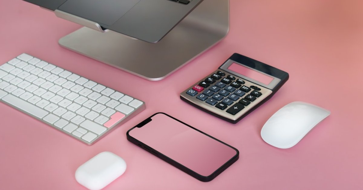 Mastering Contractor Payments: Key Differences and Best Practices